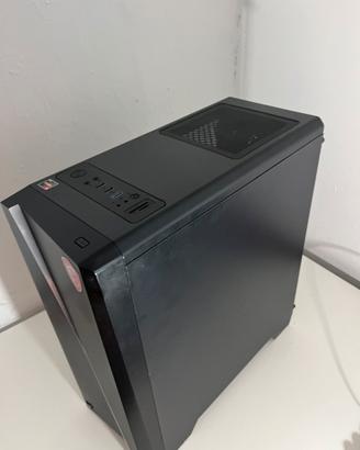 Pc gaming fisso e monitor