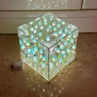 Luce notturna di tulipani infiniti