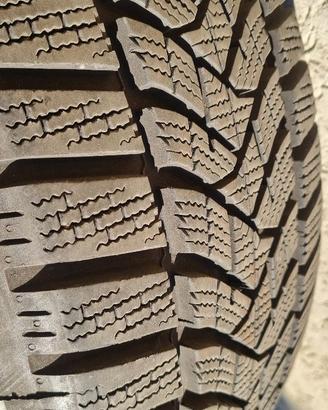 4 pneumatici DUNLOP WINTER 5 205/50 R17