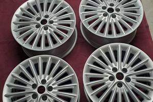 Cerchi in lega  per Alfa 166