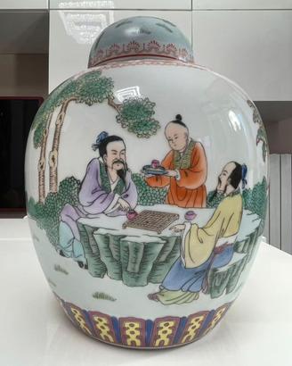 Antico Vaso Cinese in Porcellana con Coperchio
