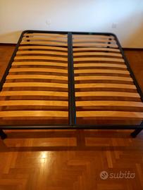 Rete matrimoniale  con doghe.