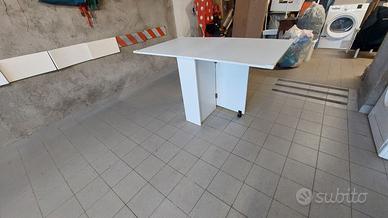 Tavolo apribile da  pranzo o scrivania