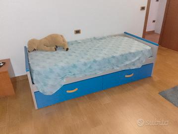 2 letti con rete e materasso 