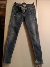 jeans Met