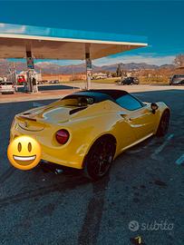 Alfa 4c spider