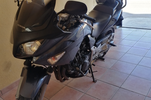 Honda CBF 600S Full