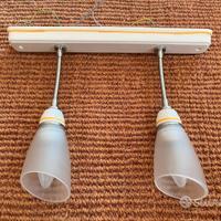 Lampada da parete con base in ceramica