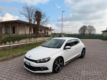 Volkswagen Scirocco 2.0 TDI 6Marce Bella!