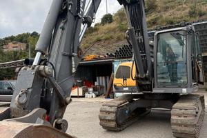 Escavatore Mecalac