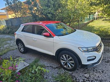 Volkswagen T-Roc 2.0 TDI SCR 4MOTION Advanced Blue