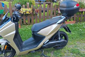 Horwin sk3 con bauletto