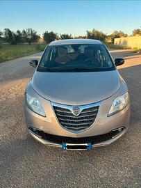 Lancia Ypsilon 1.3 MJT 16V 95CV 5 porte S&S Silver