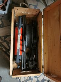 Piegatubi per tubi in ferro