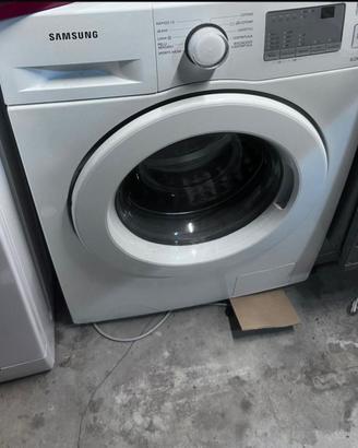 Lavatrice Samsung 6 kg – funzionante – 60€