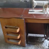 macchina per cucire Singer completa di mobiletto