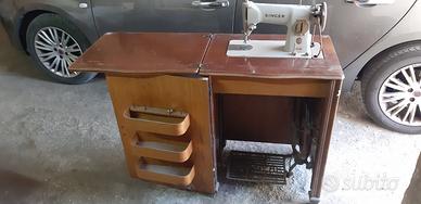 macchina per cucire Singer completa di mobiletto