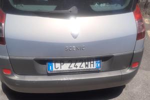 renault scenic 