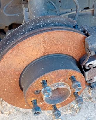 dischi freno bmw320 del 2007 