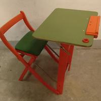 Banco scuola pieghevole anni '60 per bambini
