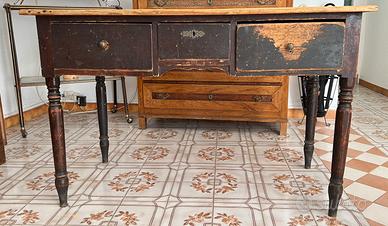 Tavolo antico fine’ 800