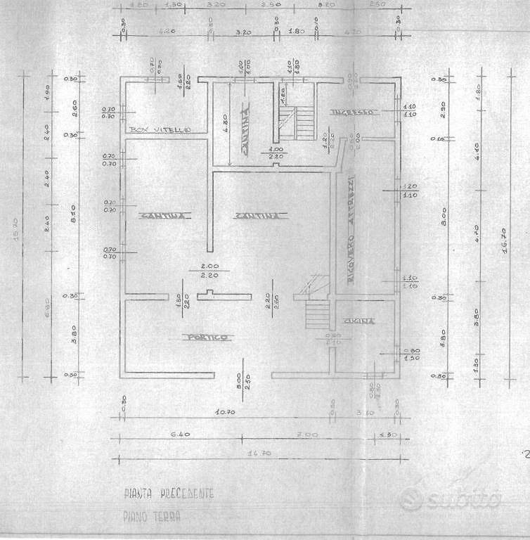 Rustico / Casale di 920 m² con più di 5 locali e b - Altro
