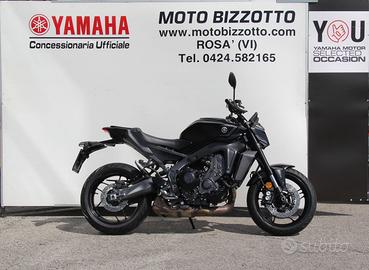 Yamaha MT-09 KW 35