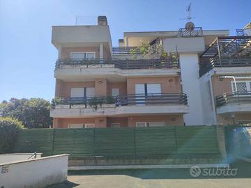 Attico / Mansarda di 98 m² con 4 locali e box auto