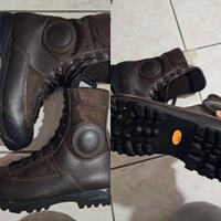 Anfibi estivi taglia 44
