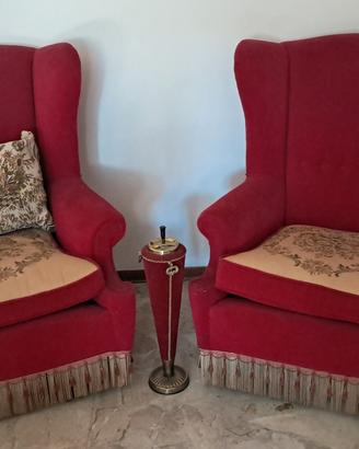 Coppia poltrone bergère vintage in velluto rosso 