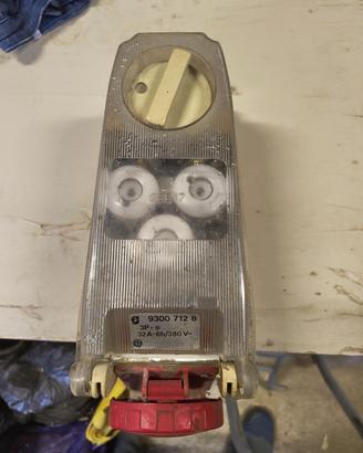 Presa fissa 380v 32A Gewiss