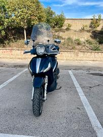 Piaggio Beverly 300 i.e. Blu midnight