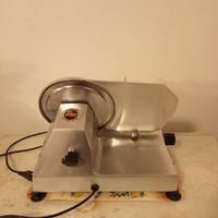 affettatrice elettrica 