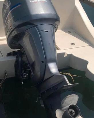Yamaha F200AETX  4 tempi per pezzi di ricambio