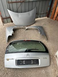 Cofano citroen c3 anno 2008 più stereo
