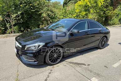 MERCEDES CLA 180 Premium