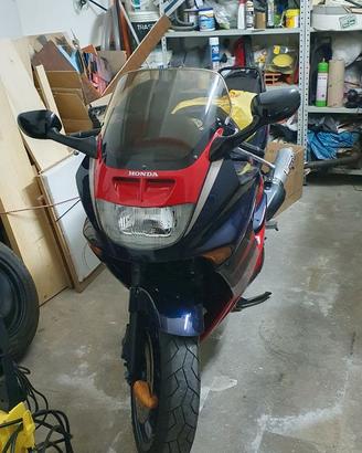 CBR 1000 F anno 1993