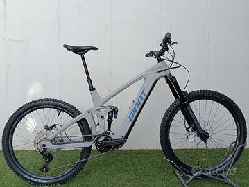 NUOVA GIANT REIGN E+2  2026