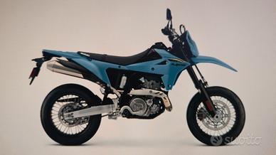 Suzuki DR 400 SUZUKI DR 400 SM MOTARD 2025 ABS