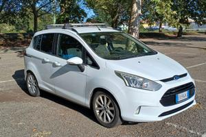 Auto Ford B-MAX
