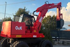 E142 - ESCAVATORE O&K MH4