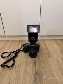 Fotocamera analogica  Ricoh XR piu flash