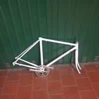 Telaio corsa in acciaio