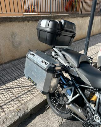 Tris bauletti GIVI per BMW GS