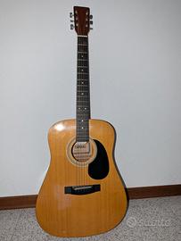 Chitarra acustica Tamaki SF125 con custodia
