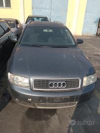audi A4 b6 1.9tdi 2005 demolito per ricambi 