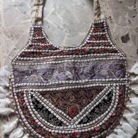 Borsa ricamata a mano