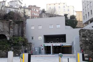0502-posto auto al park san giusto