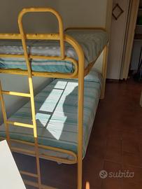 Letto a castello in ferro