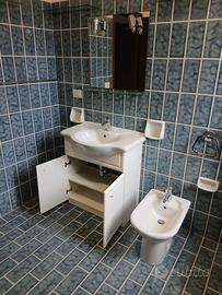 Lavello, mobiletto bagno e bidet
